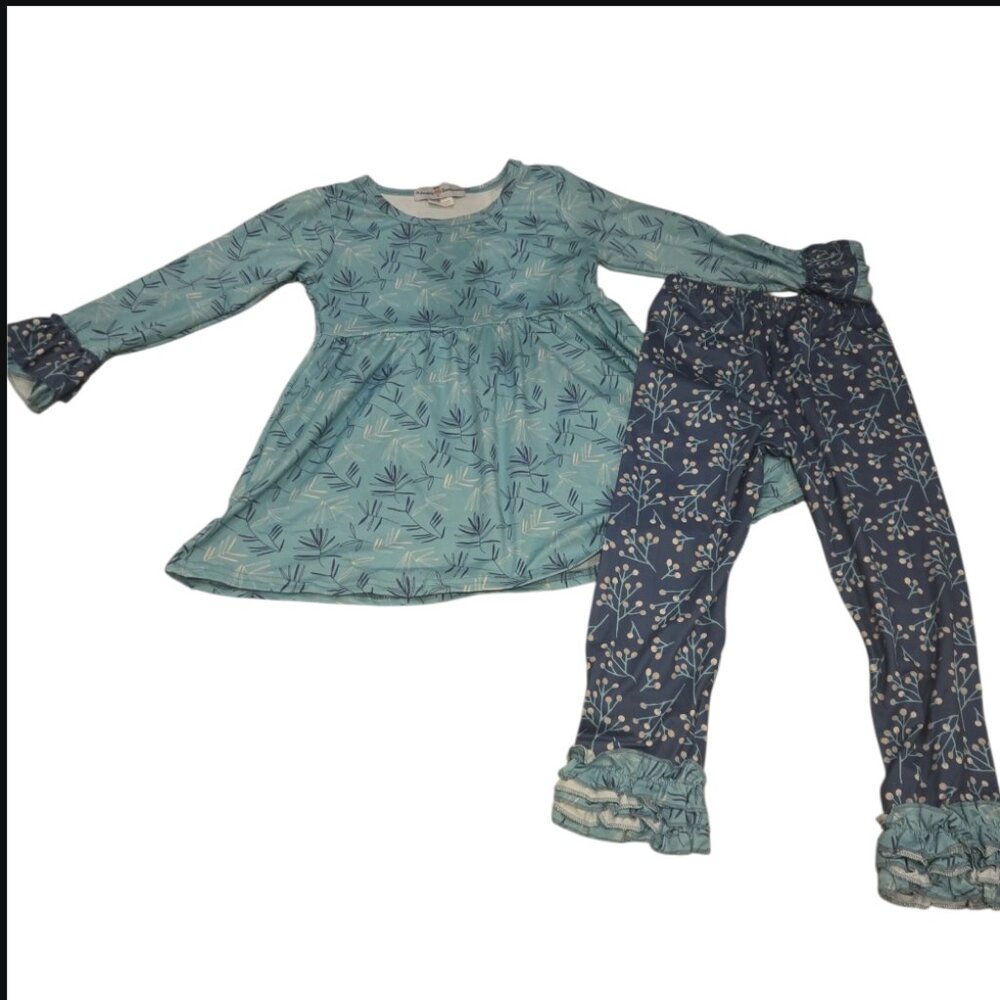 Adorable Sweetness Like New Girls Size 6 Tunic & Ruffle Legging Set